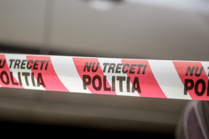 o portiune de sosea s a surpat pe bulevardul eroilor din bucuresti trafic restrictionat in zona 6a74b42e447f5