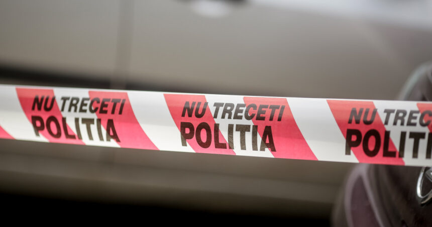 o portiune de sosea s a surpat pe bulevardul eroilor din bucuresti trafic restrictionat in zona 6a74b42e447f5