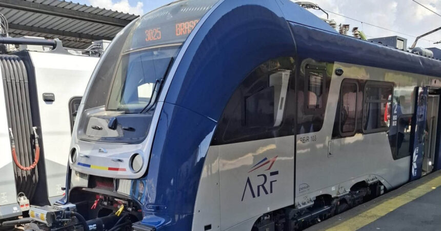 pasageri dezamagiti de noul tren pesa a ajuns la destinatie cu o ora intarziere iar in vagoane a fost ca in cuptor 6a758aa38eda5