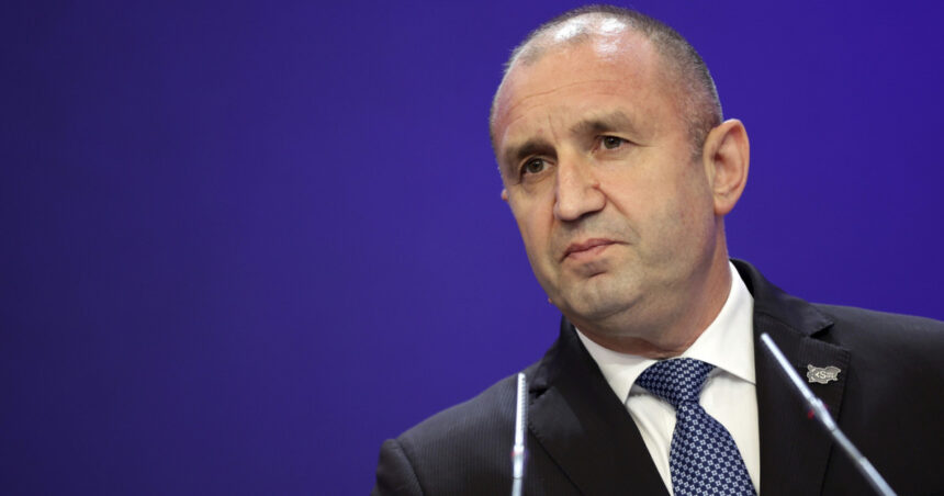 premierul bulgar rumen radev laudat de moscova pentru retorica mai moderata fata de rusia a capatat elemente rationale 6a79668846749