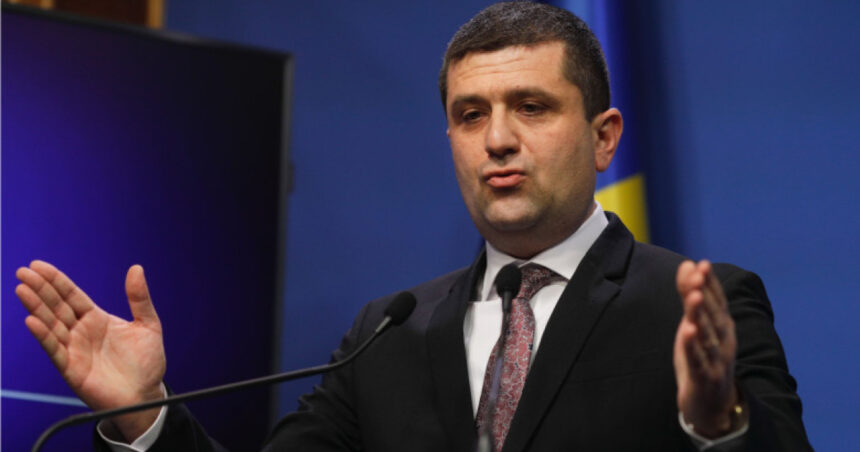 radu miruta un proiect care putea evita situatia de pe dunare e blocat la ministerul transporturilor de vreo trei ani si jumatate 6a6fa66d201c5