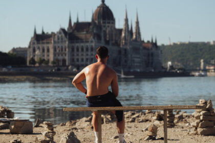 record istoric de caldura la budapesta in timp ce ungaria se apropie de 42 c restrictii privind consumul de apa 6a748d7f71db2