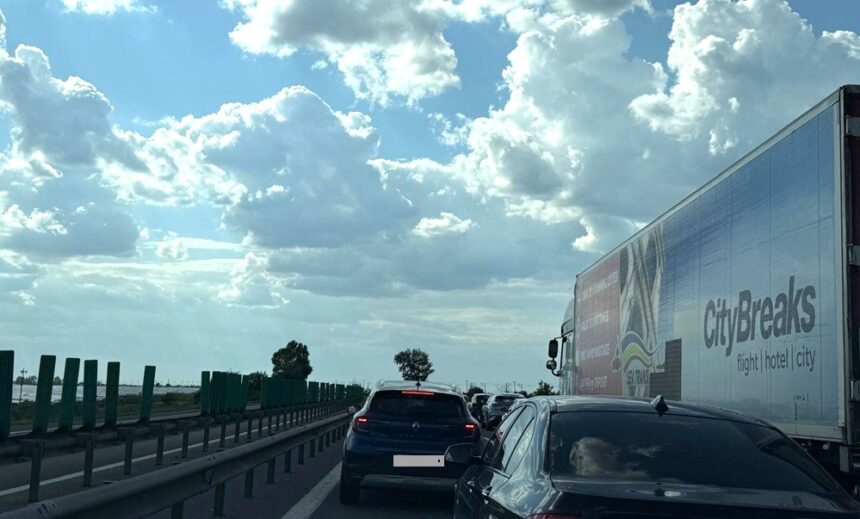 sapte masini s au busit pe a2 bucuresti constanta cozi infernale s au format pe autostrada 6a82e946e6f72