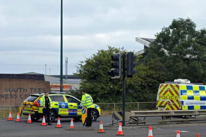 sfarsit tragic dupa o urmarire in trafic sapte morti intre care doi politisti o masina s a izbit de o autospeciala in marea britanie 6a89c8a729211
