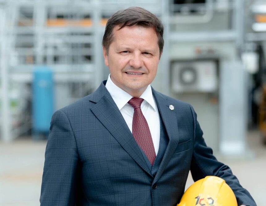stefan vuza investeste 35 de milioane de lei pe litoral 6a822bcd238fe