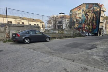 sunteti pregatiti sufleteste mai multe strazi din zona peninsulara vor avea asfalt in loc de dale 6a712e4ba7153