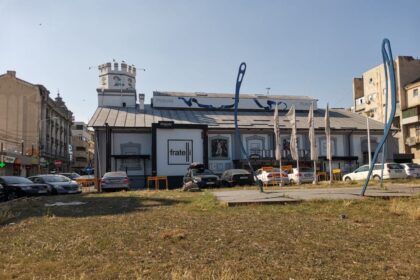 terenul pe care a fost odinioara hotel continental intre doua proiecte investitorul vrea birouri administratia pregateste exproprierea 6a6fbdd50bd1e