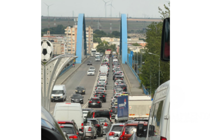 trafic paralizat in medgidia din cauza turistilor care evita autostrada a2 pentru a ajunge la mare 6a9170dd33173