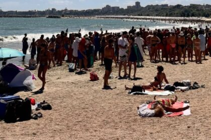 tragedie la eforie un turist a murit dupa ce a ignorat steagul rosu ce transmite ipj constanta 6a905774a4f51