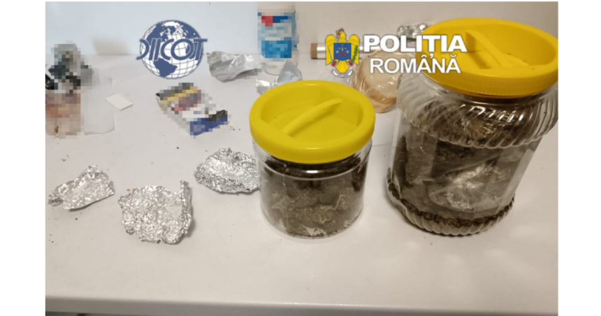 tulcea prins in flagrant delict in timp ce ar fi detinut si transportat 200 de grame de canabis un tanar este cercetat pentru trafic de droguri 6a8c2ab9a56bf