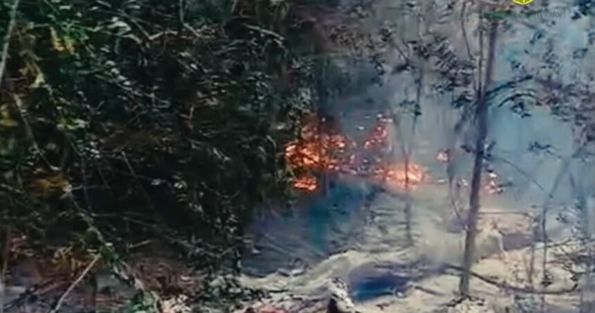 video armata cauta resturi de drona dupa incendiul de padure de la plauru specialistii mapn cerceteaza zona 6a8fec3095193