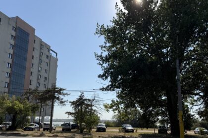 video cine este afacerista care vrea sa ridice un bloc cu 7 etaje in mamaia peste drum de hotelul iaki 6a879518edd8e