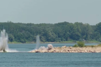 video detalii din operatiunea pentru devierea cursului dunarii cum s a incercat detonarea stancii parjoaia si ce urmeaza 6a6f985f89708
