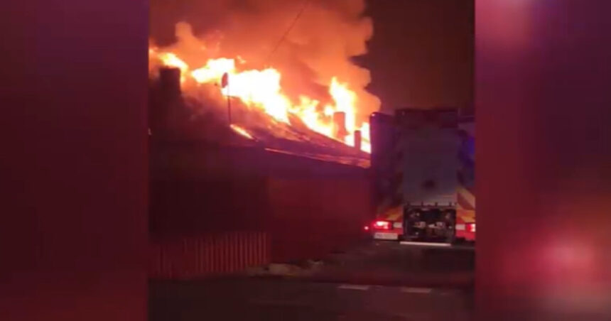 video incendiu la un complex de locuinte sociale din sacalaz timis un mort un ranit transportat la spital cu arsuri 6a893c3a44e71