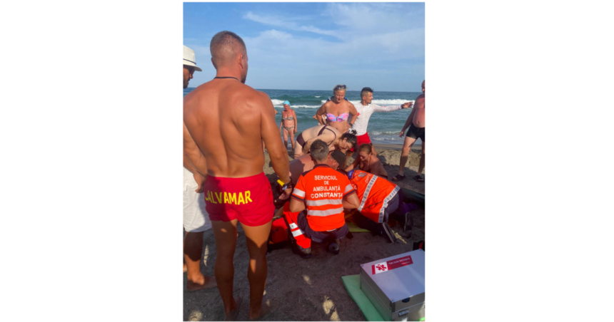 video interventie pentru salvarea unui turist pe plaja din jupiter sunt suspiciuni ca ar fi suferit un avc 6a944be5a1174