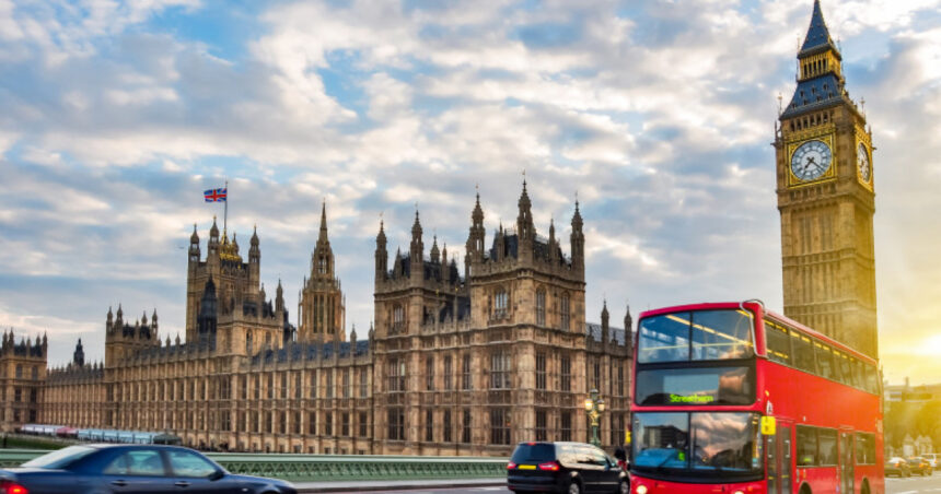 video jigniti de politicienii extremisti romanii din londra primesc aprecieri de la primarul sadiq khan mesajul transmis prin digi24 6a9108f1b0fcc