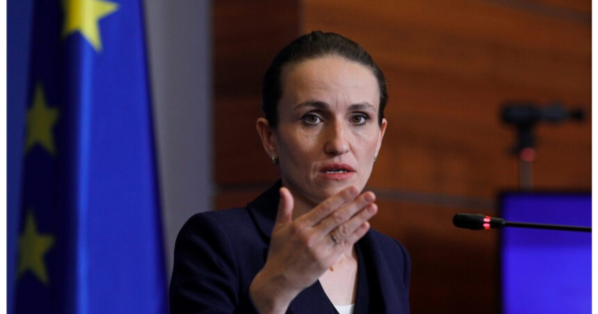 video oana toiu a comentat la cnn vizita sefului cia la moscova am spus intotdeauna ca avem nevoie de o coordonare cu ucraina 6a900f6348224
