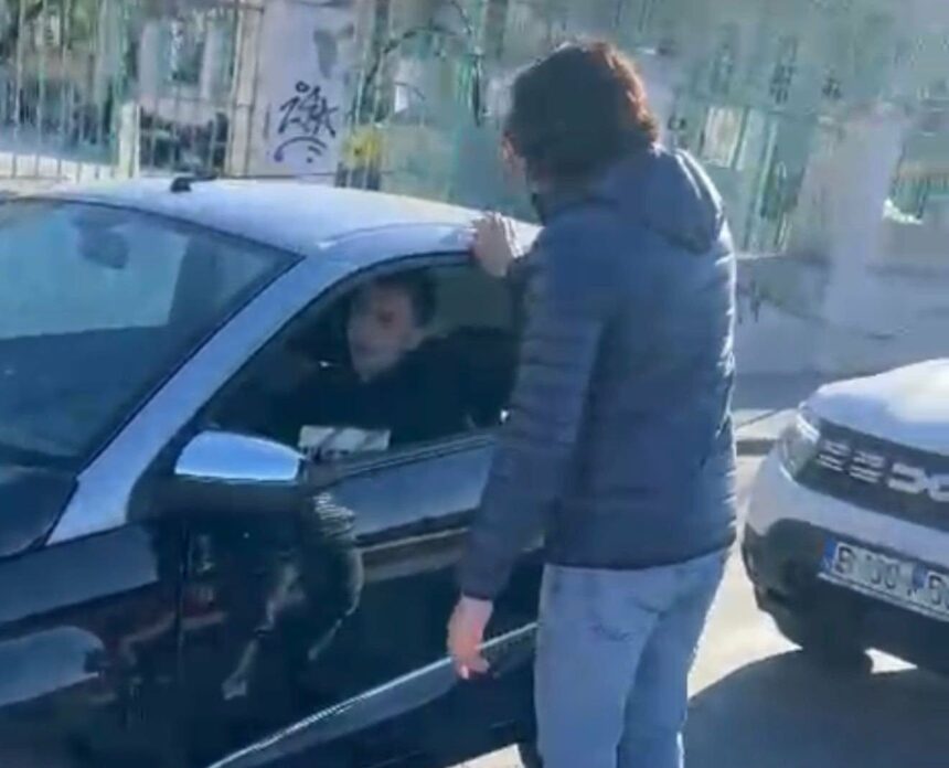 video sicanare in trafic la constanta tanar injurat si palmuit de un sofer prea grabit 6a92bafb0654e