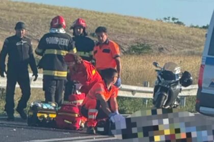 video tragedie intre lumina si oituz motociclist decedat dupa impactul cu un cap tractor cu semiremorca 6a7f6ccb52ada