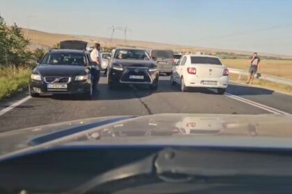 video tragedie intre lumina si oituz motociclist decedat dupa impactul cu un tir 6a7f427ca9b80