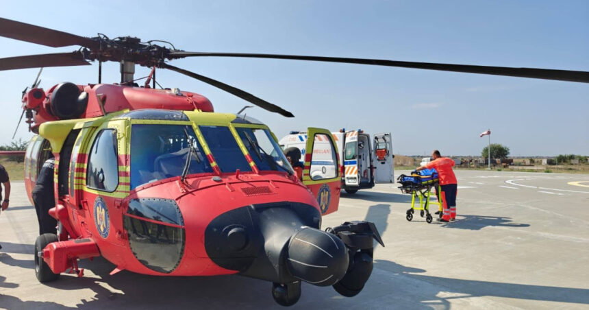 videofoto misiune de urgenta in largul marii negre un elicopter black hawk trimis sa salveze o persoana din zona neptun deep 6a8ade63a003e
