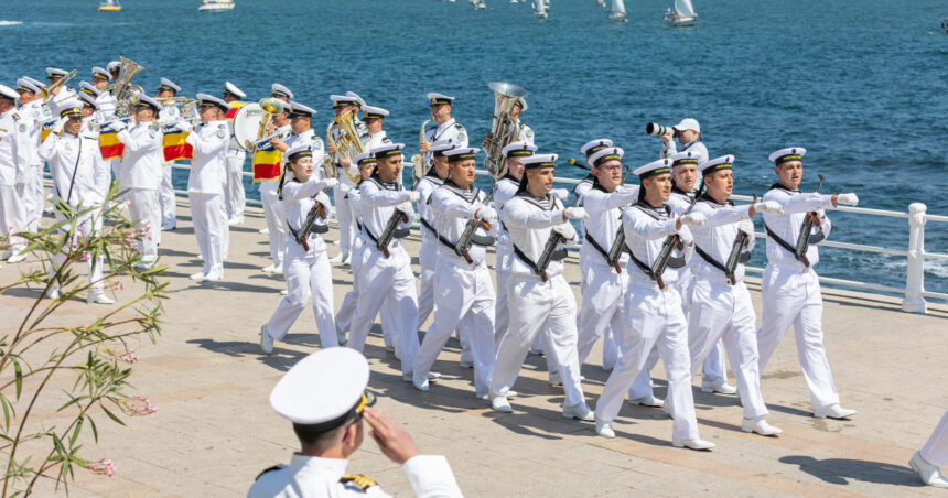 ziua marinei peste 3 500 de militari romani si straini participa la manifestarile de la constanta ilie bolojan prezent la spectacol 6a7ffa8eecb4d