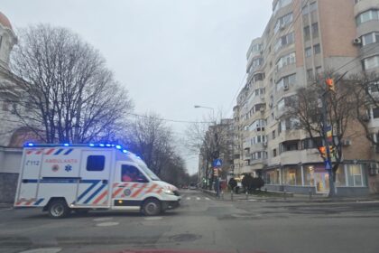 accident rutier chiar langa spitalul judetean constanta s au ciocnit un scuter si o masina 6ab7c84723f49