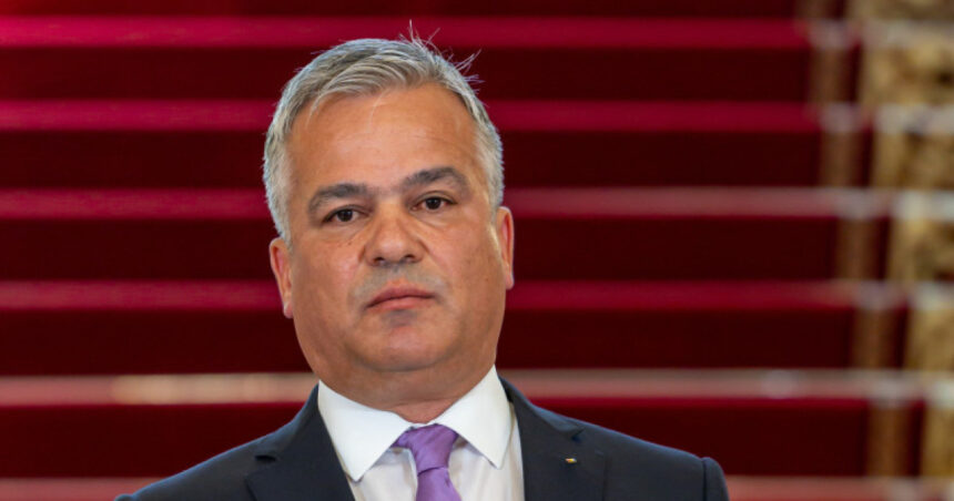 adrian vestea crede ca sigfried muresan ar trebui sa fie investit premier a avea azi alegeri anticipate pare aproape imposibil 6ab9f3ef05179