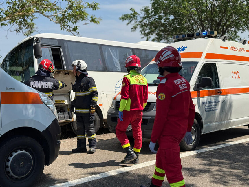 alerta la spitalul clinic cfr din constanta la fata locului intervin mai multe autospeciale isu si saj 6aa8160978142