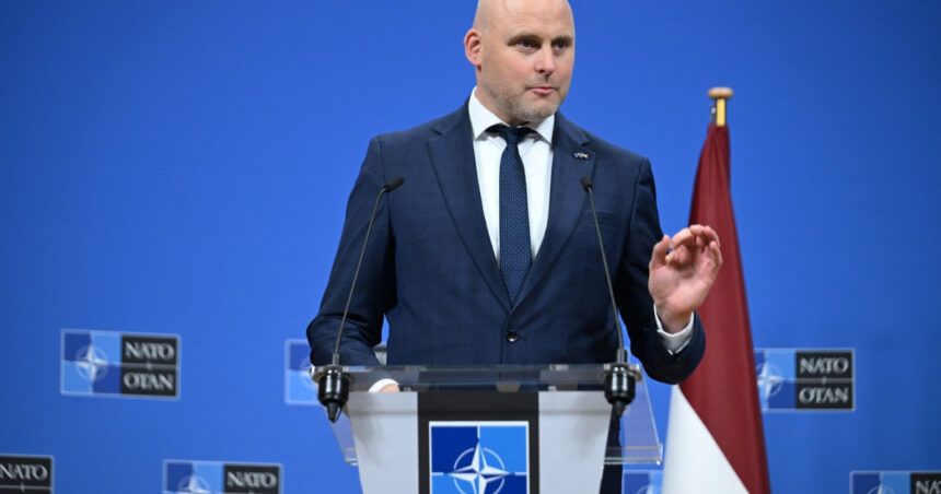 am avut dreptate cunoastem ursul pe dinafara premierul letoniei ue asculta in sfarsit avertismentul statelor baltice privind rusia 6aa8293d69144