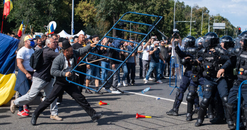 aur ce s a intamplat in piata victoriei e inacceptabil pentru foarte multi imaginile au trezit amintirea zilei de 10 august 6aa95d1826911