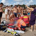 barbat inecat la mangalia salvatorii il resusciteaza pe plaja 6a9e8a8d5972a