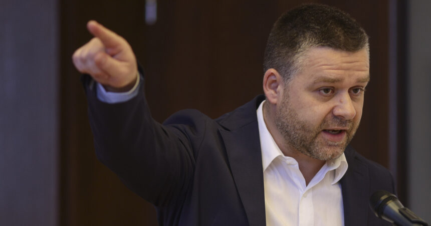 ciprian ciucu a convocat constructorii si operatorii de utilitati in contextul inceperii anului scolar ce masuri anunta primaria 6a99820ec1ce5
