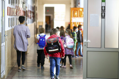 exclusiv ministrul educatiei la interviurile digi24 ro cu ce provocari incepe noul an scolar si ce mesaj are pentru elevi 6a9c44aee71dd