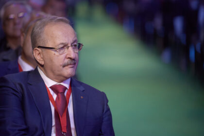 exclusiv vasile dincu isi doreste o noua runda de negocieri pentru guvern s a ajuns ca partidele sa exceleze in a trage linii rosii 6aabe1fb32d0a