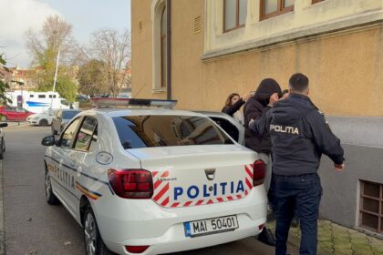 femeie din constanta terorizata de ginere este violent si doarme in fata blocului 6ab1ac8f5b9be