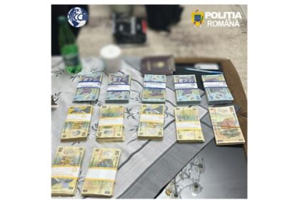 foto peste doua kilograme de stupefiante transportate ieri in constanta din bucuresti dealerii prinsi in flagrant de diicot 6ab2b37c67673