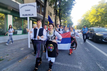 foto video parada portului popular la constanta udttmr organizeaza a 30 a editie a festivalului international al dansului cantecului si portului popular turco tatar 6a9ad5640ba1d