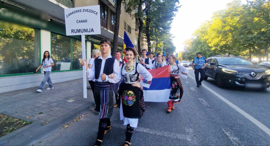 foto video parada portului popular la constanta udttmr organizeaza a 30 a editie a festivalului international al dansului cantecului si portului popular turco tatar 6a9ad5640ba1d