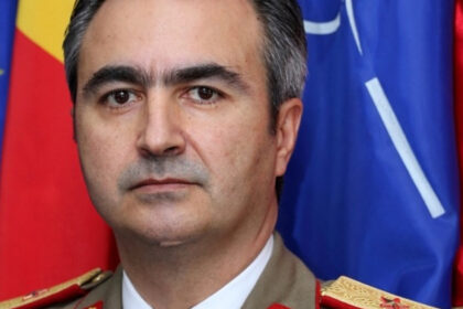 general al armatei romane gasit impuscat in cap anchetatorii au gasit un pistol langa trupul sau 6aa3b2dde1834