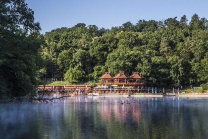 lacul ursu sovata ce trebuie sa stii inainte de un weekend in statiune 6a996433c602b