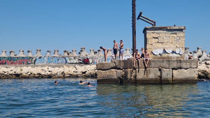 licitatia pentru reparatiile capitale la digul de sud est al portului tomis suspendata 6aada2c7bbb66
