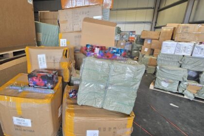 lovitura in portul constanta 60 000 de jucarii suspecte de contrafacere in valoare de peste 700 000 de lei descoperite intr un container din china 6aa7a204755ee