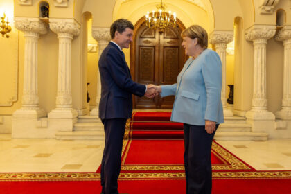 mesajul lui nicusor dan despre o europa mai unita ce au discutat presedintele si angela merkel la cotroceni 6a96cd76792a8