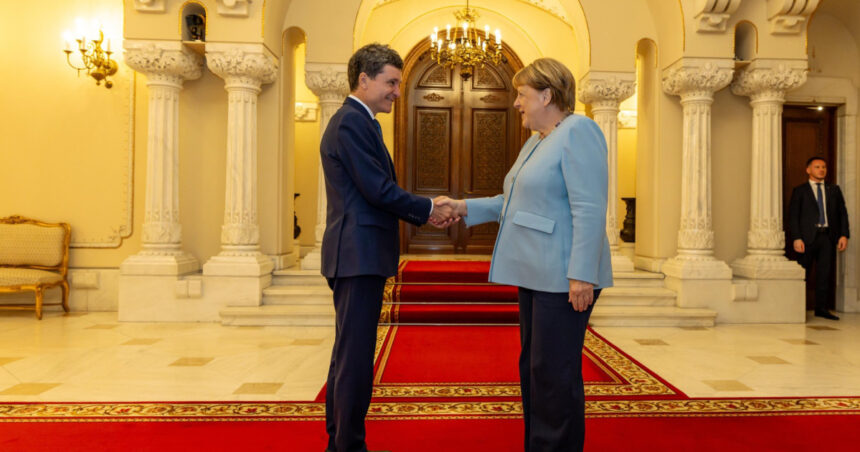 mesajul lui nicusor dan despre o europa mai unita ce au discutat presedintele si angela merkel la cotroceni 6a96cd76792a8