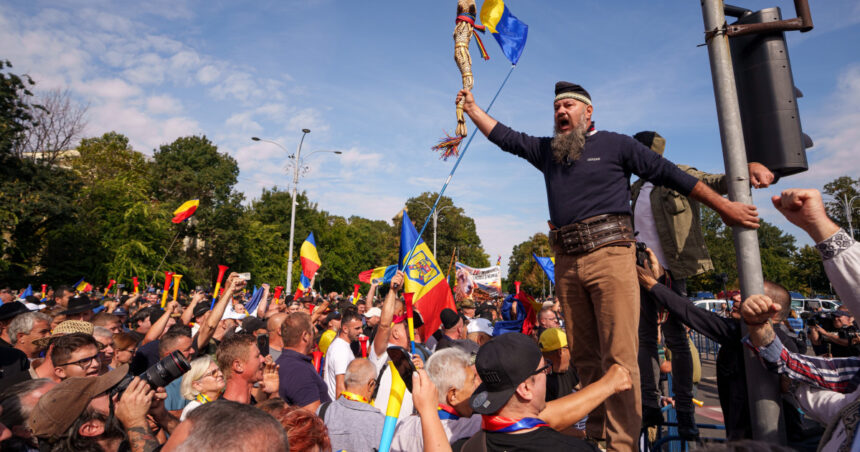 news alert ilie bolojan cere incetarea violentelor de la protestul ciobanilor din capitala guvernul face apel la calm 6aa94a58a8658