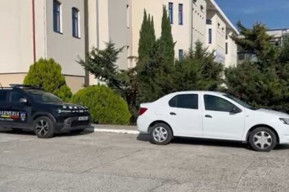 oficial 600 de euro colcviul si 2 500 examenul la facultatea de medicina de la ovidius spun procurorii dna constanta doua studente printre retinute 6a9c0ac422ebb