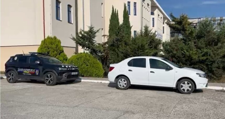 oficial 600 de euro colcviul si 2 500 examenul la facultatea de medicina de la ovidius spun procurorii dna constanta doua studente printre retinute 6a9c0ac422ebb