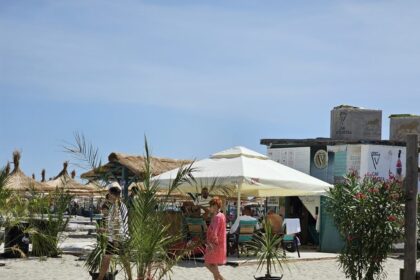 parcare si zona de recreere pe 6 800 de metri patrati in mamaia nord 6aa335bc5f311