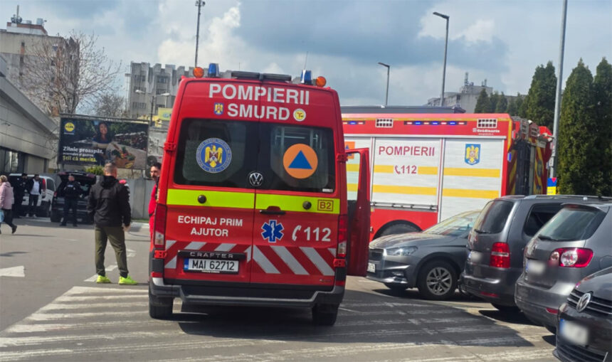 pieton lovit de masina pe strada soveja din constanta salvatorii intervin de urgenta 6aa56155d52de